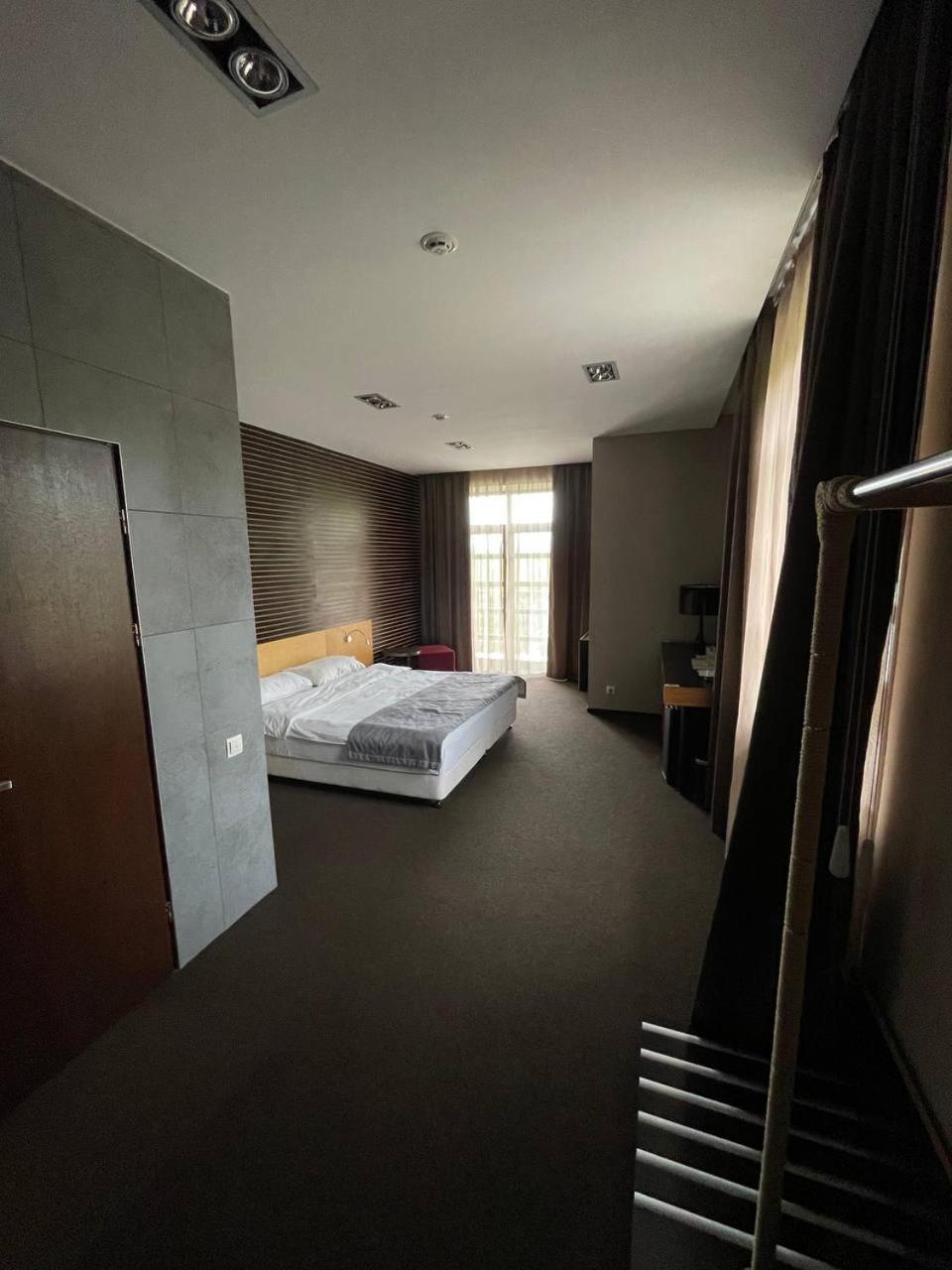 Park Hotel Switzerland Obariv Exterior foto